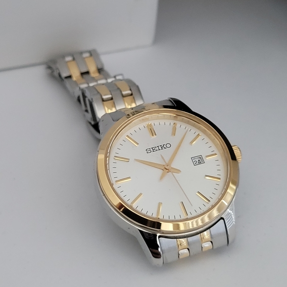 ❤️SEIKO - Hardlex crystal - Ladies Watch Mod. SUR410
